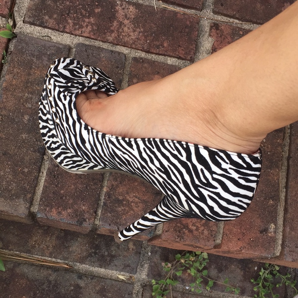 Zebra Print Stud Platform Closed Toe Sexy Heels - image 2